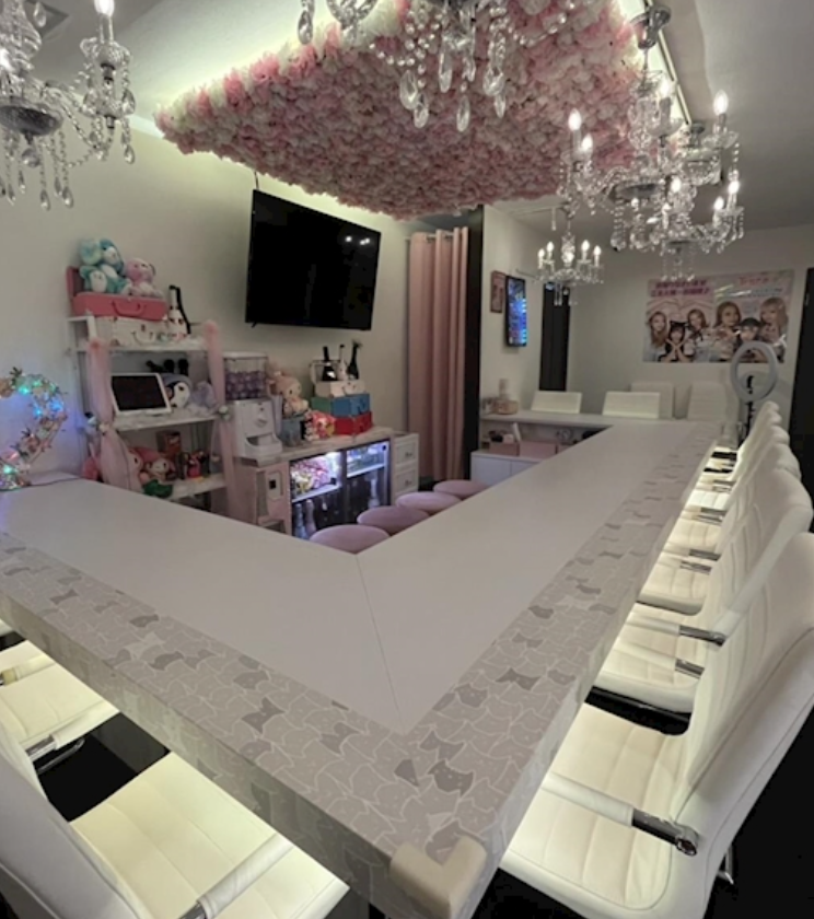 Cafe and Bar Trece（トレイス）